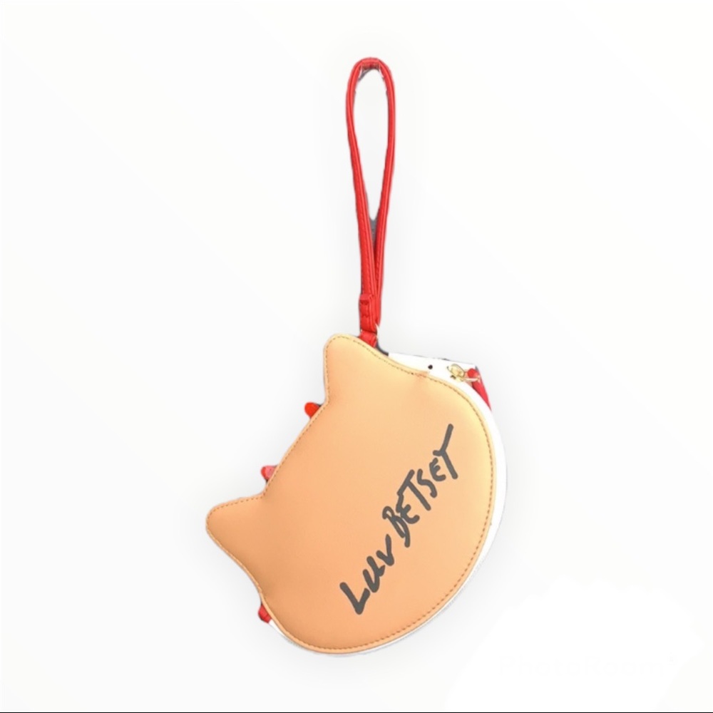 Luv Betsy by Betsy Johnson Holiday Reindeer Wristlet - Picture 8 of 10